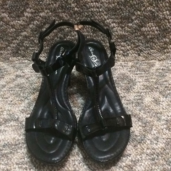 Borncrown Black Patent leather sandals size 9 M/W - Picture 2 of 8